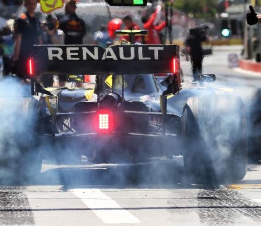Tyre grip in pits